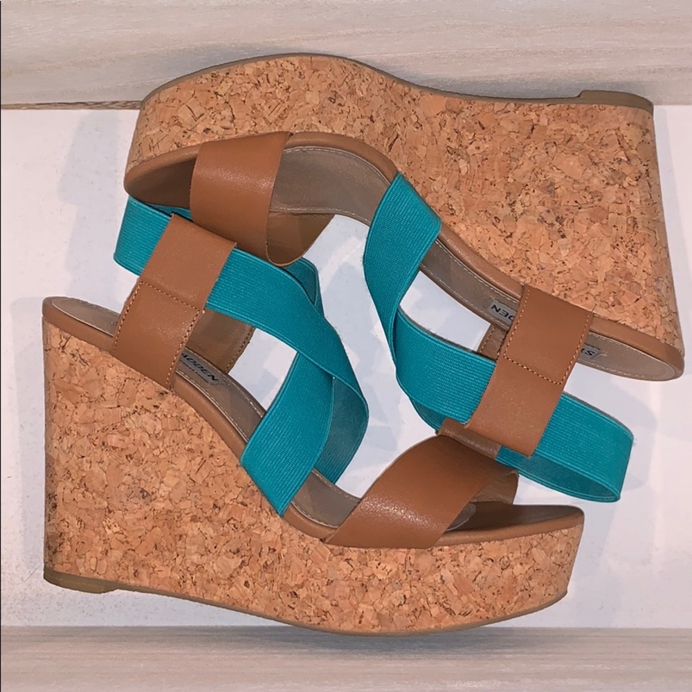 Steve Madden turquoise wedge heel, size 7